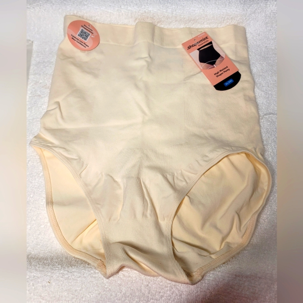 SHAPERMINT Essential All Day‎ Every Day High Waisted Shaper Panty.Beige. XL/2XL